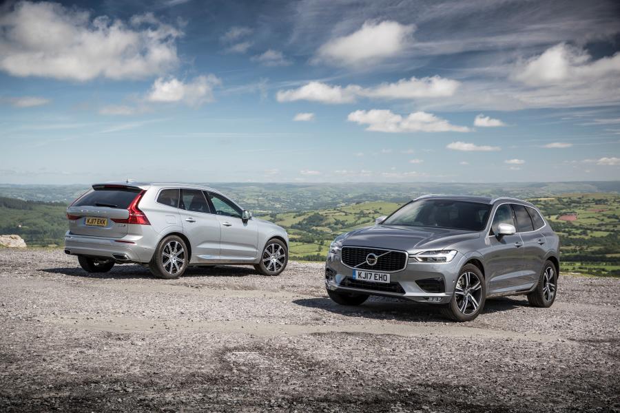  Volvo XC60 D5 R-Deisgn 2017 года  (UK) (фото 35 из 82)